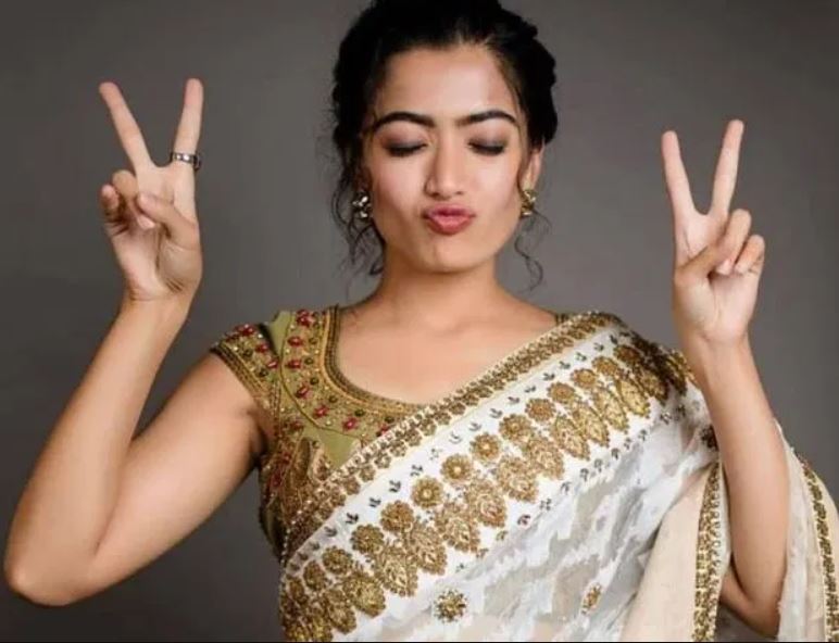 Rashmika Mandanna bra size